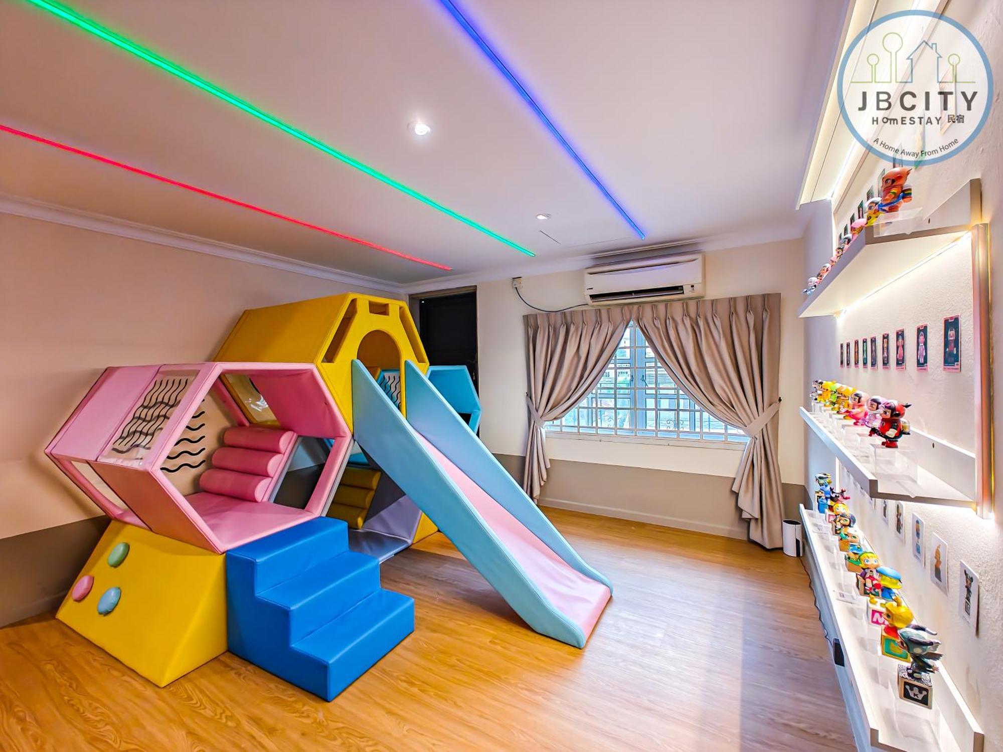Holiday home Jb Town By Rr Jbcity *